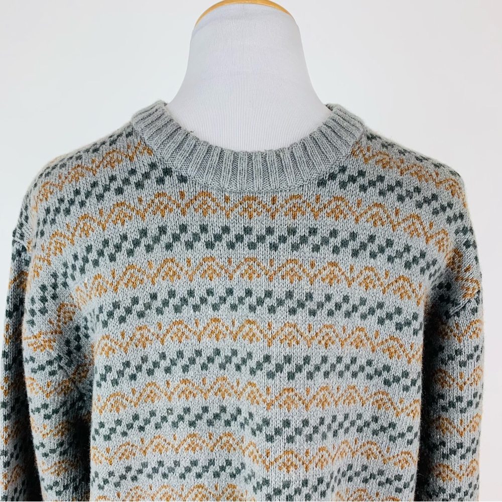 Columbia Sweater Large - Picture 2 of 10
